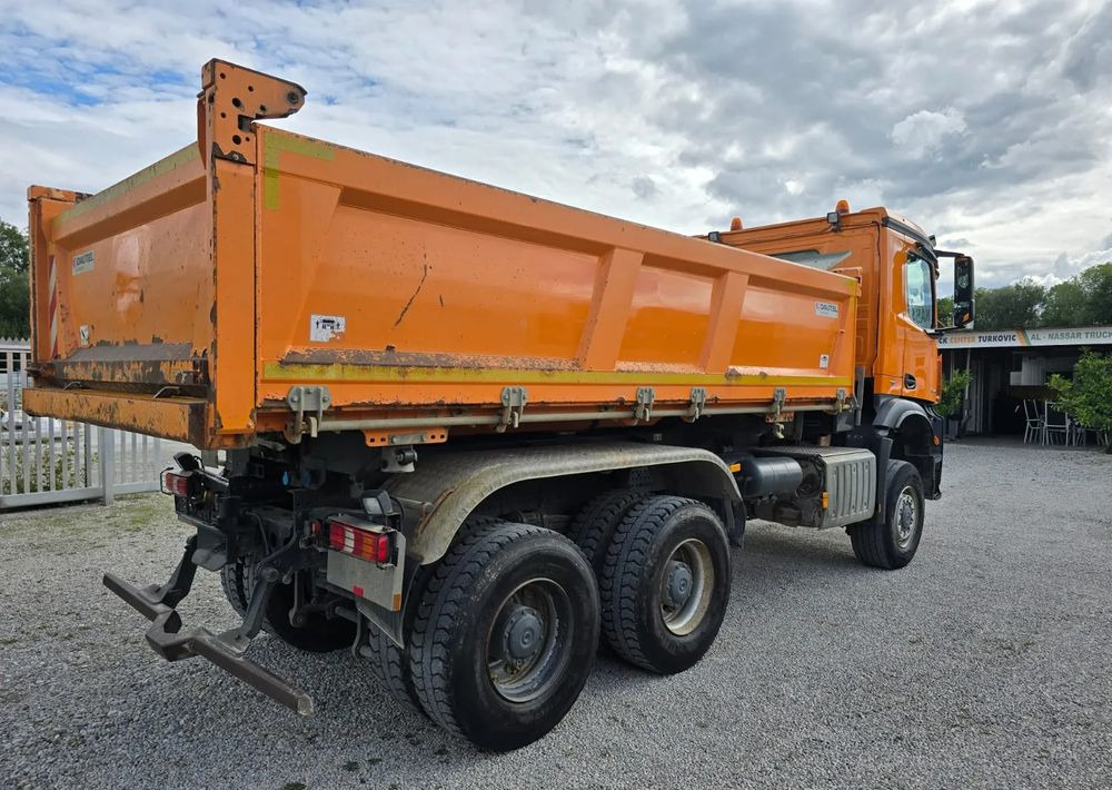 Mercedes-Benz Arocs 3345 6x6 Allrad / Bordmatic – Wywrotka Dautel | 449 KM | - Volquete camión: foto 5 Mercedes-Benz Arocs 3345 6x6 Allrad / Bordmatic – Wywrotka Dautel | 449 KM | - Volquete camión: foto 5
