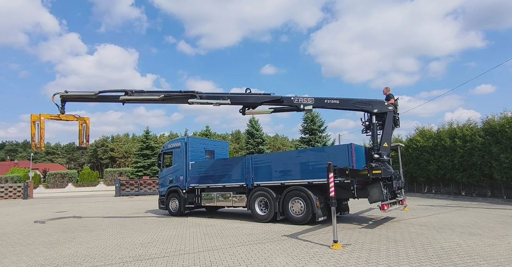Scania R 500 6x2 / HDS Fassi F 215 AS / Euro 6 / Retarder / Oś skrętna / 220 000 km! - Camión caja abierta, Camión grúa: foto 4 Scania R 500 6x2 / HDS Fassi F 215 AS / Euro 6 / Retarder / Oś skrętna / 220 000 km! - Camión caja abierta, Camión grúa: foto 4