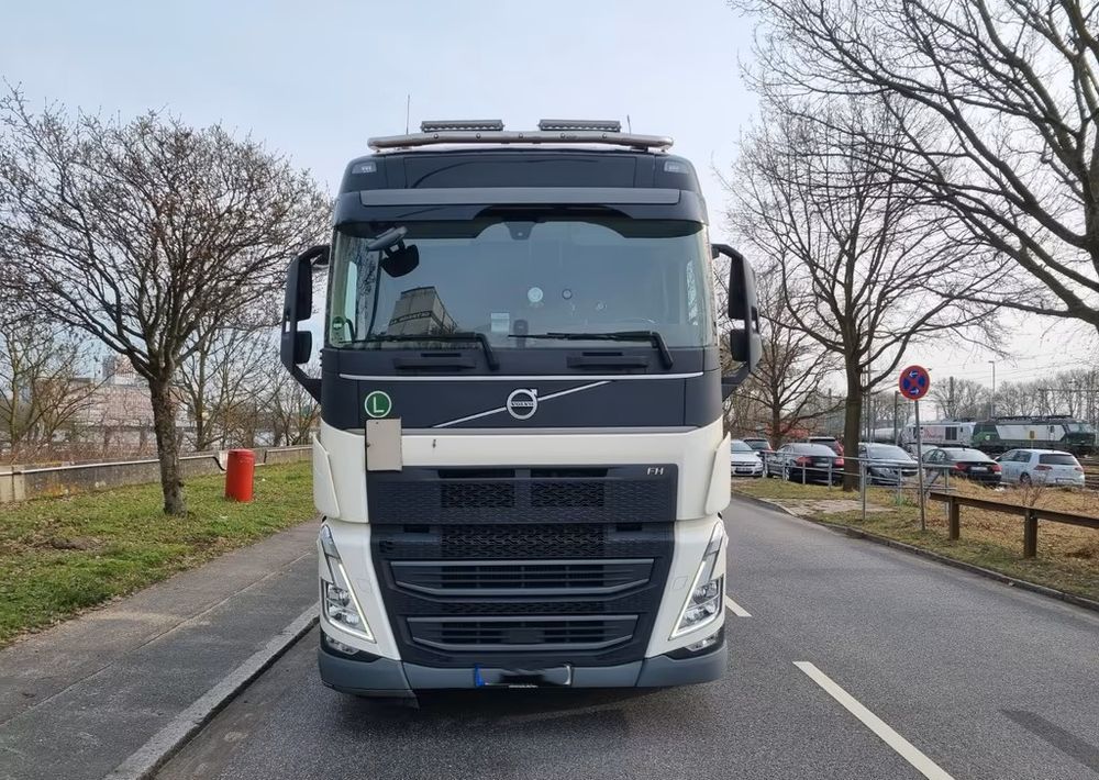 Volvo FH 460 6x2 | BDF / pojazd do zabudowy | 460 KM | Euro 6 | Napęd tylnej osi - Chasis camión: foto 3 Volvo FH 460 6x2 | BDF / pojazd do zabudowy | 460 KM | Euro 6 | Napęd tylnej osi - Chasis camión: foto 3