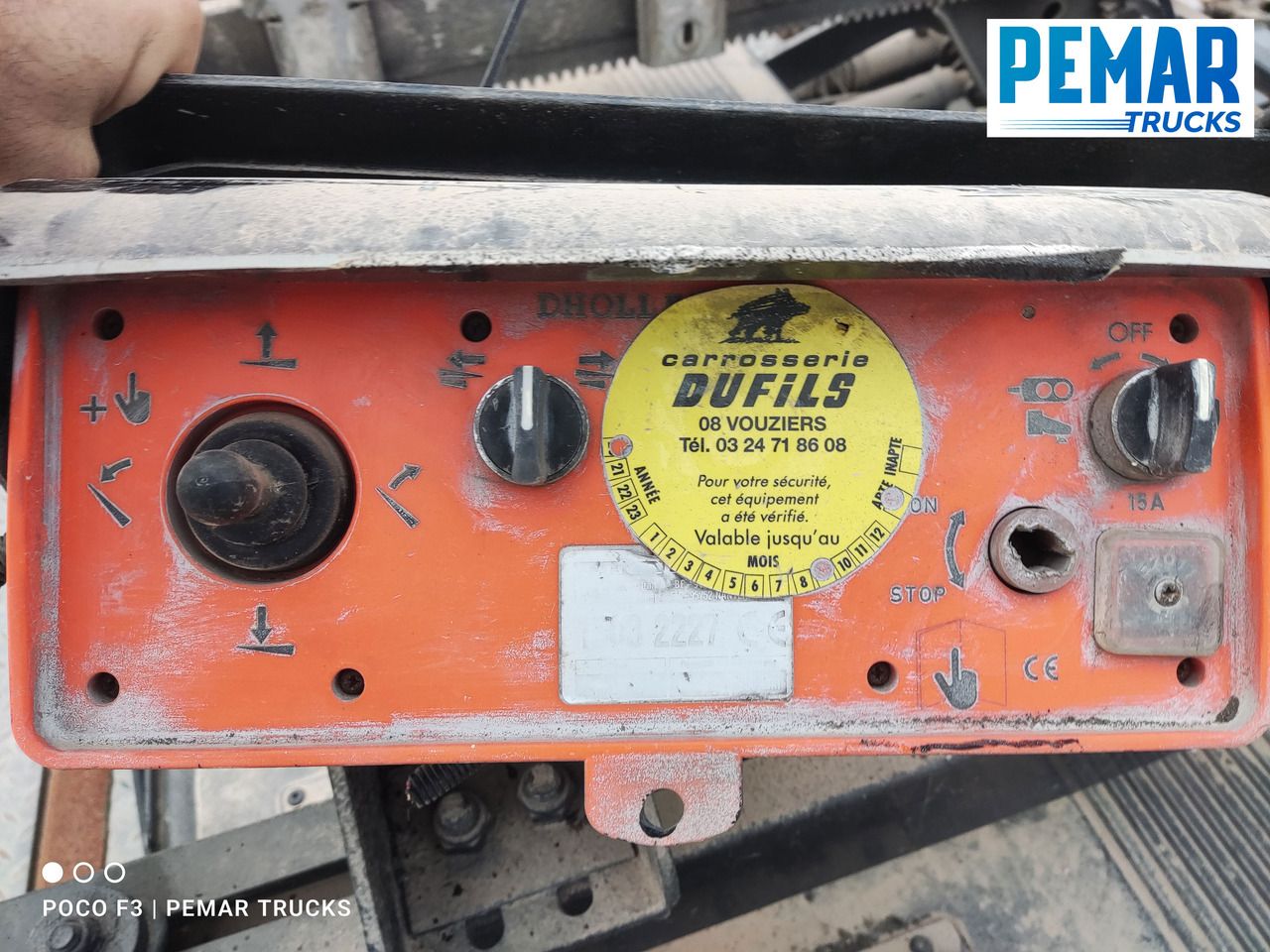 PLATAFORMA ELEVADORA RETRACTIL D HOLLANDIA 1.500 KG - Rampa de carga: foto 2 PLATAFORMA ELEVADORA RETRACTIL D HOLLANDIA 1.500 KG - Rampa de carga: foto 2