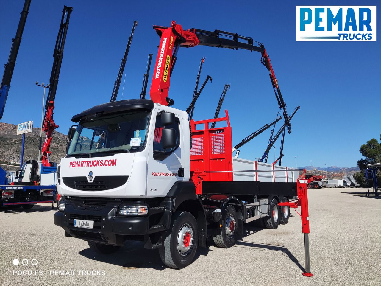 RENAULT KERAX 430 DXI 8X4 GRUA PALFINGER PK 21000 + JIB CAJA FIJA 32T - Camión grúa: foto 1 RENAULT KERAX 430 DXI 8X4 GRUA PALFINGER PK 21000 + JIB CAJA FIJA 32T - Camión grúa: foto 1