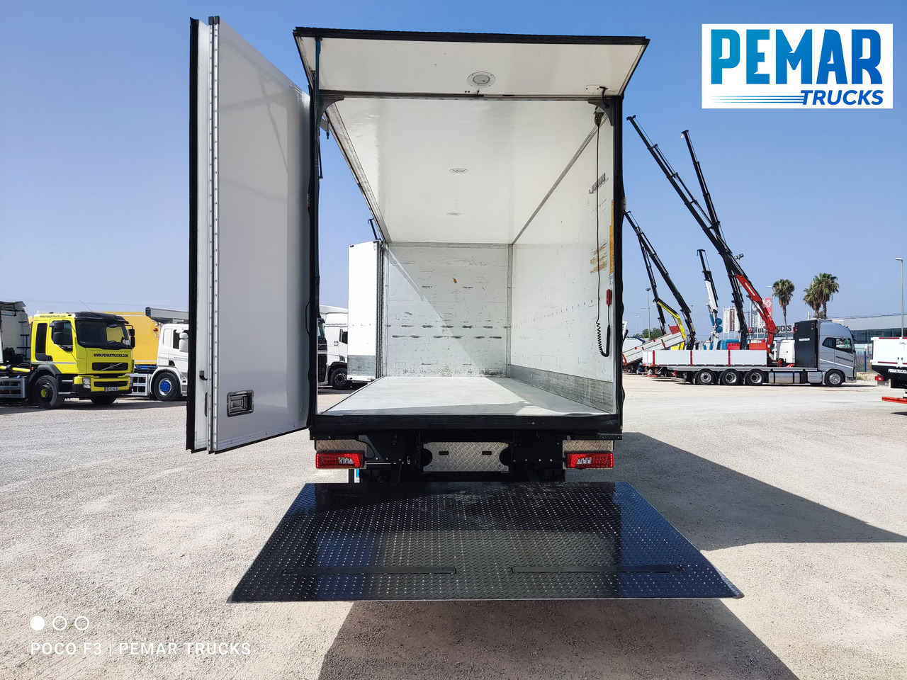 Camión caja cerrada SCANIA P 320 CAJA CERRADA 18T EURO 6: foto 15