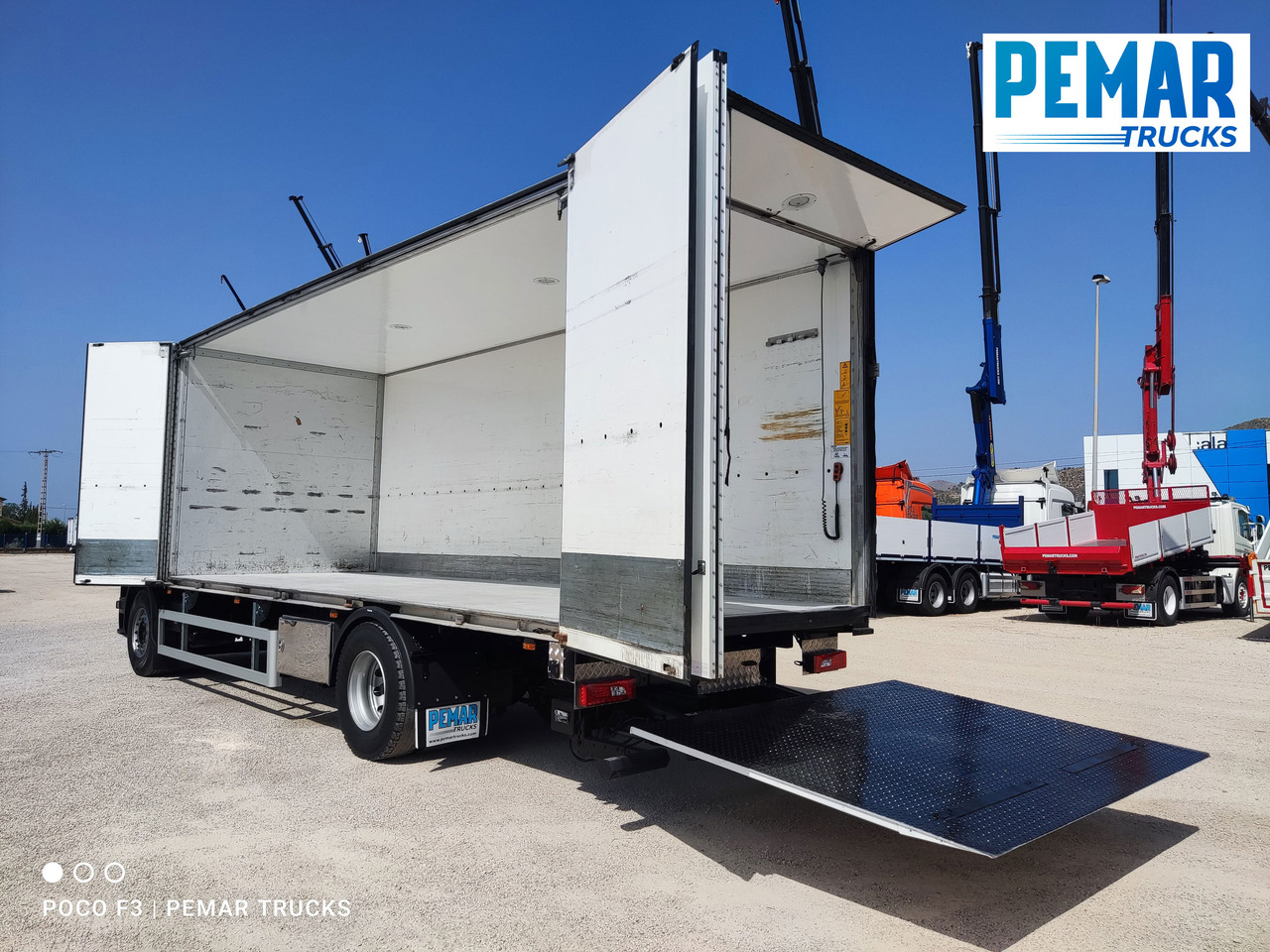 Camión caja cerrada SCANIA P 320 CAJA CERRADA 18T EURO 6: foto 14