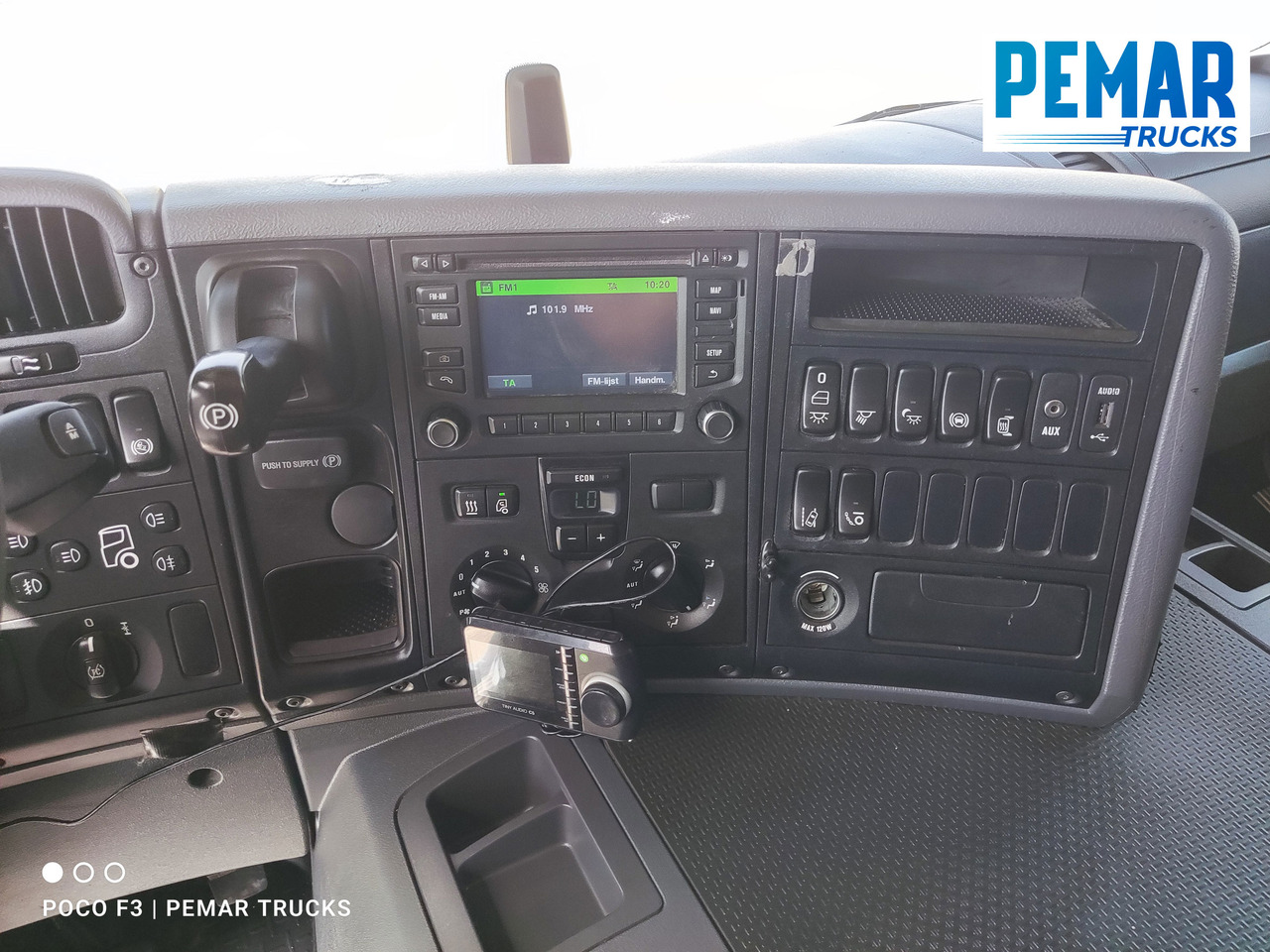 Camión caja cerrada SCANIA P 320 CAJA CERRADA 18T EURO 6: foto 24