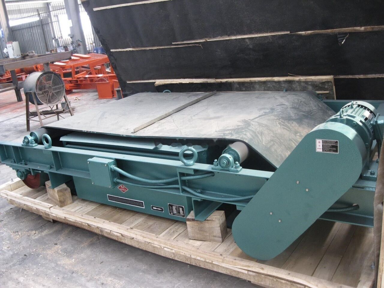 Kinglink B800 Magnetic Separator for remove iron and steels - Cinta transportadora: foto 2 Kinglink B800 Magnetic Separator for remove iron and steels - Cinta transportadora: foto 2