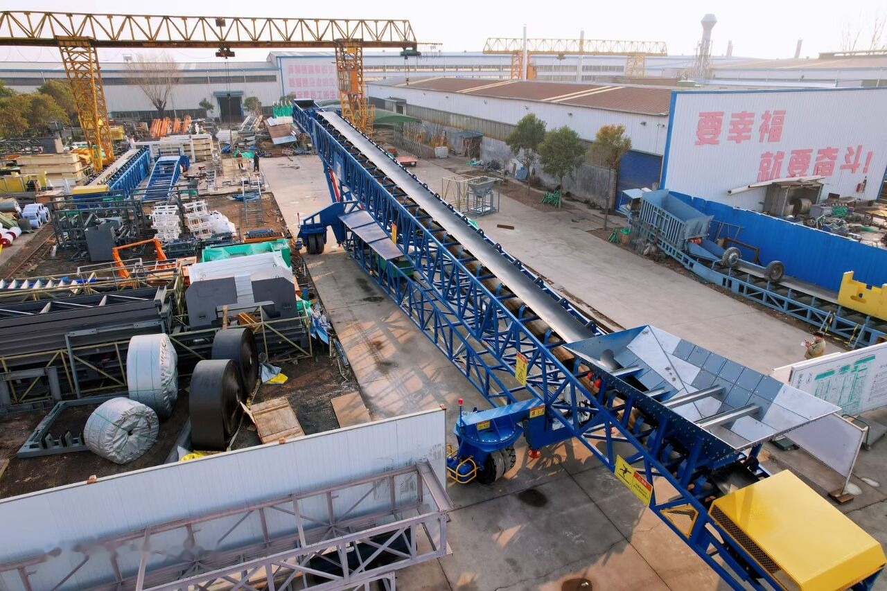 Kinglink Mobile Port Ship Loader | Telescopic Radial Stacker - Cinta transportadora: foto 4 Kinglink Mobile Port Ship Loader | Telescopic Radial Stacker - Cinta transportadora: foto 4