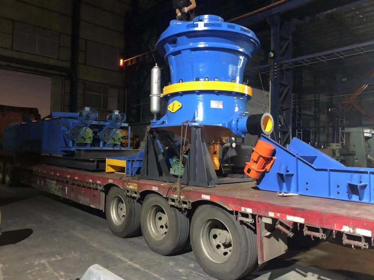 Kinglink New Cone Crusher KCS440 - Trituradora de cono: foto 2 Kinglink New Cone Crusher KCS440 - Trituradora de cono: foto 2