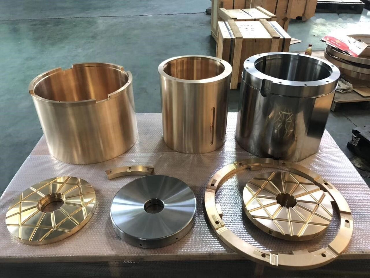 Copper bush and sleeves for Crusher - Piezas de recambio: foto 1 Copper bush and sleeves for Crusher - Piezas de recambio: foto 1