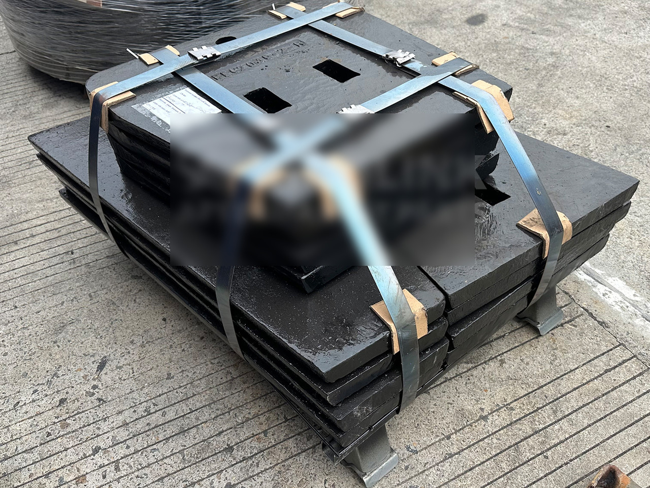 KINGLINK Spare Parts Upper / Lower Left / Right Side Plates 17003330 17003331 17003338 17003339 for CT2036 Jaw Crusher - Piezas de recambio para Maquinaria de construcción: foto 1 KINGLINK Spare Parts Upper / Lower Left / Right Side Plates 17003330 17003331 17003338 17003339 for CT2036 Jaw Crusher - Piezas de recambio para Maquinaria de construcción: foto 1