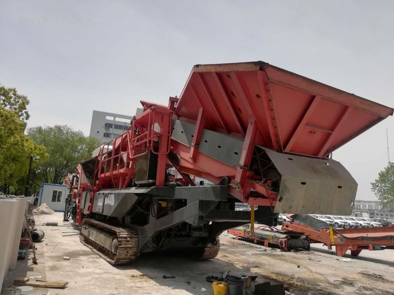 Sandvik UH440i Mobile Crushing Plant - Trituradora móvil: foto 3 Sandvik UH440i Mobile Crushing Plant - Trituradora móvil: foto 3