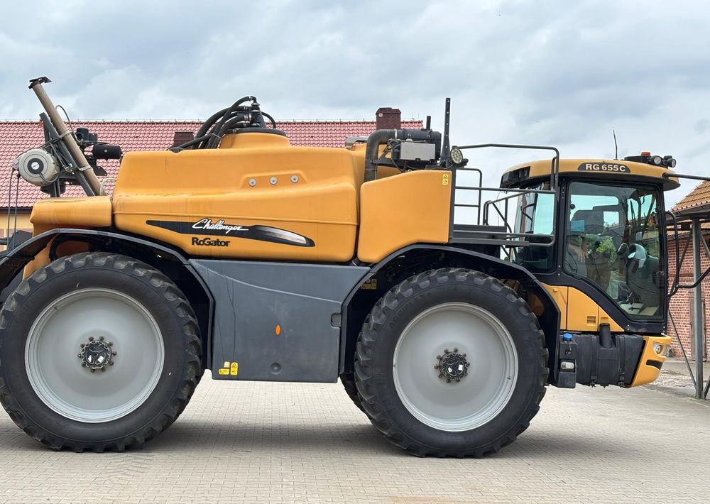 Challenger Rogator RG655C - Pulverizador: foto 3 Challenger Rogator RG655C - Pulverizador: foto 3