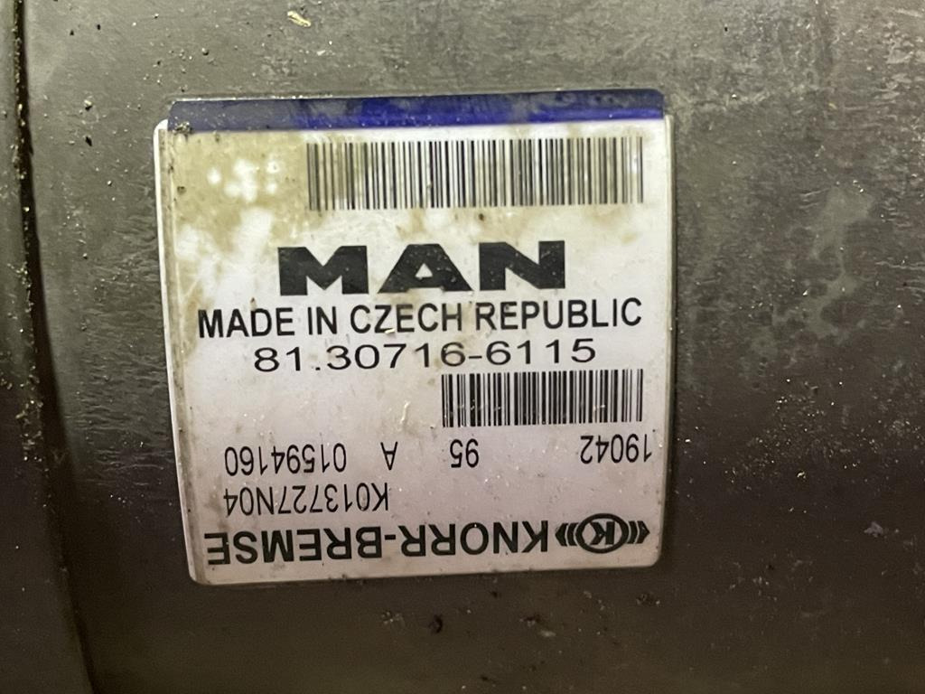 KNORR-BREMSE ASTRONIC AIR CLUTCH - 81.30725 - 6115 - Embrague y piezas para Camión: foto 4 KNORR-BREMSE ASTRONIC AIR CLUTCH - 81.30725 - 6115 - Embrague y piezas para Camión: foto 4