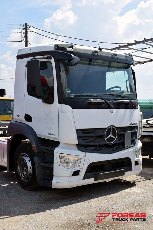 MERCEDES ANTOS 1840 - Cabina: foto 1 MERCEDES ANTOS 1840 - Cabina: foto 1