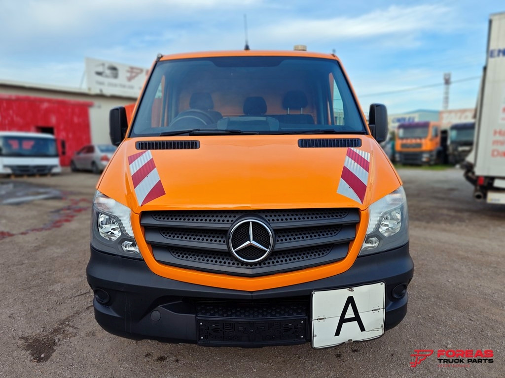 MERCEDES-BENZ 311 – TIPPER – RIGHT HAND DRIVE (RHD) - Volquete furgoneta: foto 2 MERCEDES-BENZ 311 – TIPPER – RIGHT HAND DRIVE (RHD) - Volquete furgoneta: foto 2
