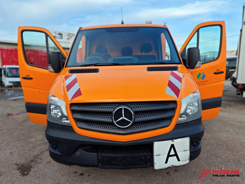 MERCEDES-BENZ 311 – TIPPER – RIGHT HAND DRIVE (RHD) - Volquete furgoneta: foto 3 MERCEDES-BENZ 311 – TIPPER – RIGHT HAND DRIVE (RHD) - Volquete furgoneta: foto 3