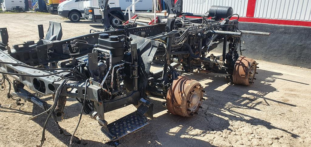 MERCEDES-BENZ ACTROS FOUR AXLE FRONT SYSTEM - Eje y piezas para Camión: foto 1 MERCEDES-BENZ ACTROS FOUR AXLE FRONT SYSTEM - Eje y piezas para Camión: foto 1