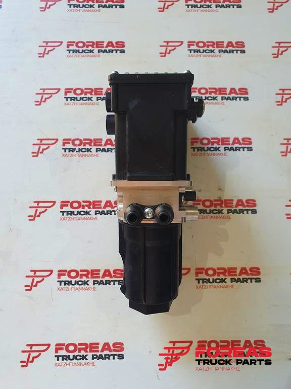 MERCEDES-BENZ ADBLUE INJECTION PUMP FOR ACTROS MP4 - Silenciador/ Sistema de escape para Camión: foto 2 MERCEDES-BENZ ADBLUE INJECTION PUMP FOR ACTROS MP4 - Silenciador/ Sistema de escape para Camión: foto 2
