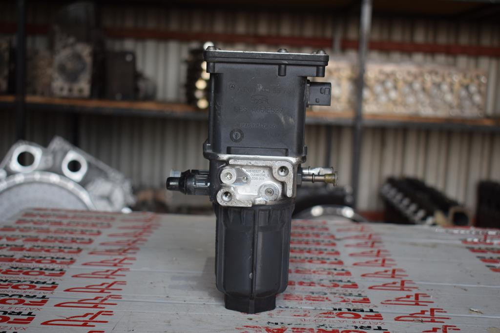 MERCEDES-BENZ ADBLUE SUPPLY PUMP FOR ACTROS MP4 - Silenciador/ Sistema de escape para Camión: foto 1 MERCEDES-BENZ ADBLUE SUPPLY PUMP FOR ACTROS MP4 - Silenciador/ Sistema de escape para Camión: foto 1