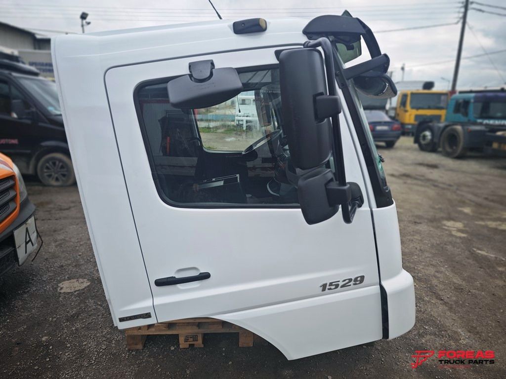 MERCEDES-BENZ AXOR 1529 EURO5 - Cabina para Camión: foto 4 MERCEDES-BENZ AXOR 1529 EURO5 - Cabina para Camión: foto 4