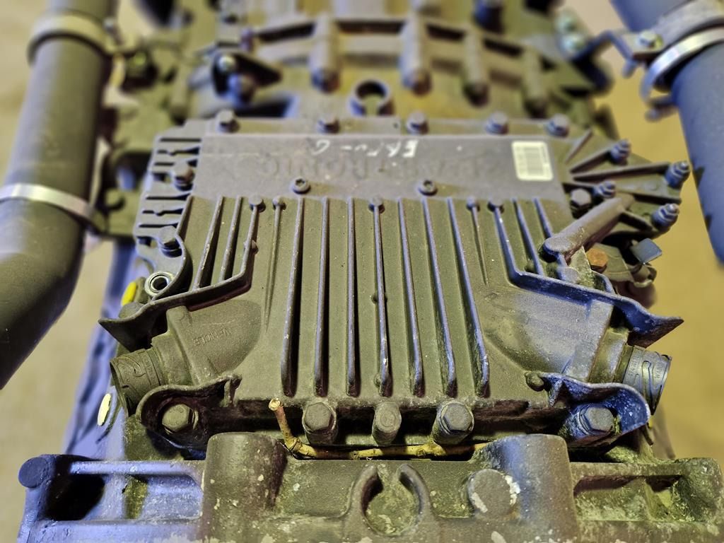 ZF ASTRONIC - 421 355 0120 - Unidad de control para Camión: foto 2 ZF ASTRONIC - 421 355 0120 - Unidad de control para Camión: foto 2