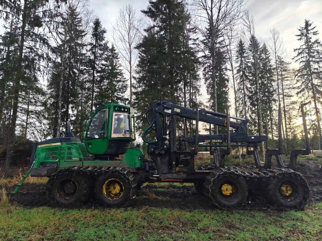 John Deere 1210 G - Autocargador: foto 2 John Deere 1210 G - Autocargador: foto 2