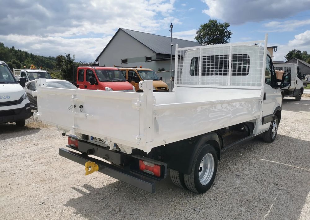 Volquete furgoneta Iveco Daily 35C11 Kiper wywrotka Hak Bliźniak sprowadzony 35C12: foto 14 Volquete furgoneta Iveco Daily 35C11 Kiper wywrotka Hak Bliźniak sprowadzony 35C12: foto 14