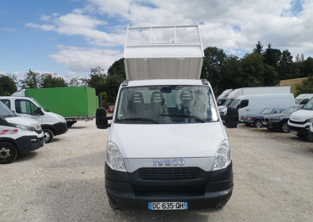 Iveco Daily 35C11 Kiper wywrotka Hak Bliźniak sprowadzony 35C12 - Volquete furgoneta: foto 2 Iveco Daily 35C11 Kiper wywrotka Hak Bliźniak sprowadzony 35C12 - Volquete furgoneta: foto 2