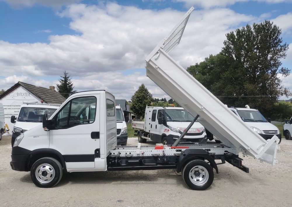 Volquete furgoneta Iveco Daily 35C11 Kiper wywrotka Hak Bliźniak sprowadzony 35C12: foto 6 Volquete furgoneta Iveco Daily 35C11 Kiper wywrotka Hak Bliźniak sprowadzony 35C12: foto 6