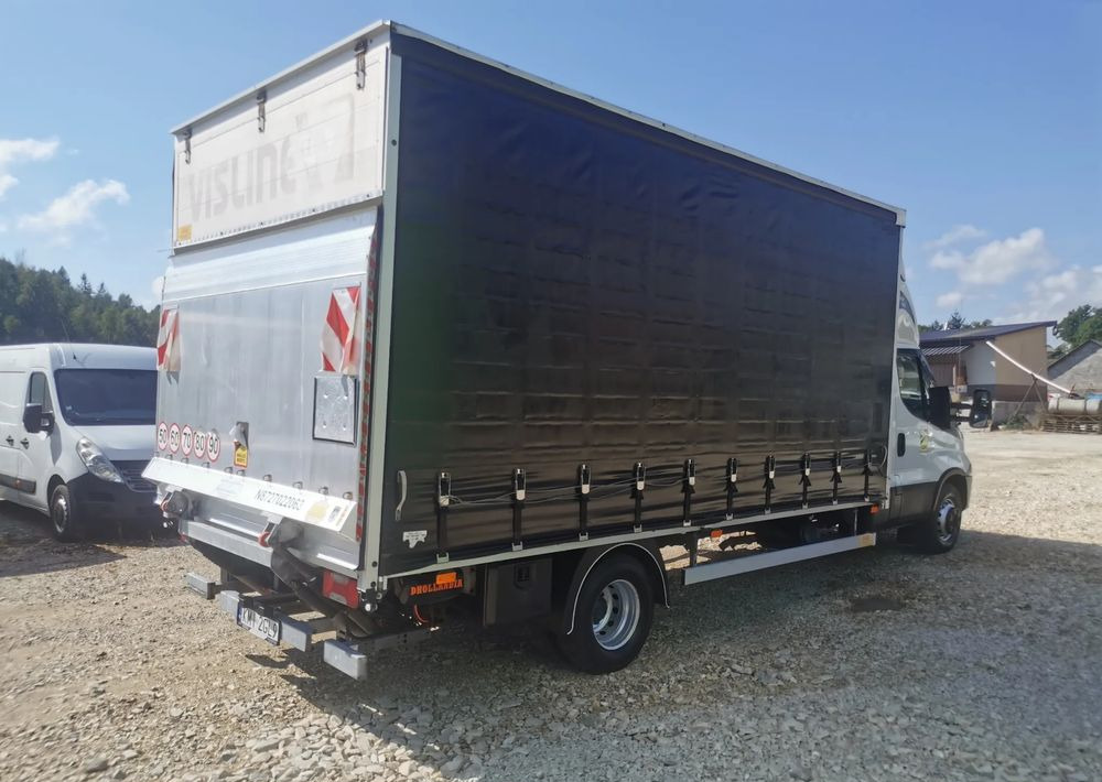 Iveco Daily 70C18 firana Winda 1.000kg Dhollandia wejkama 12pal - Camión lona: foto 2 Iveco Daily 70C18 firana Winda 1.000kg Dhollandia wejkama 12pal - Camión lona: foto 2