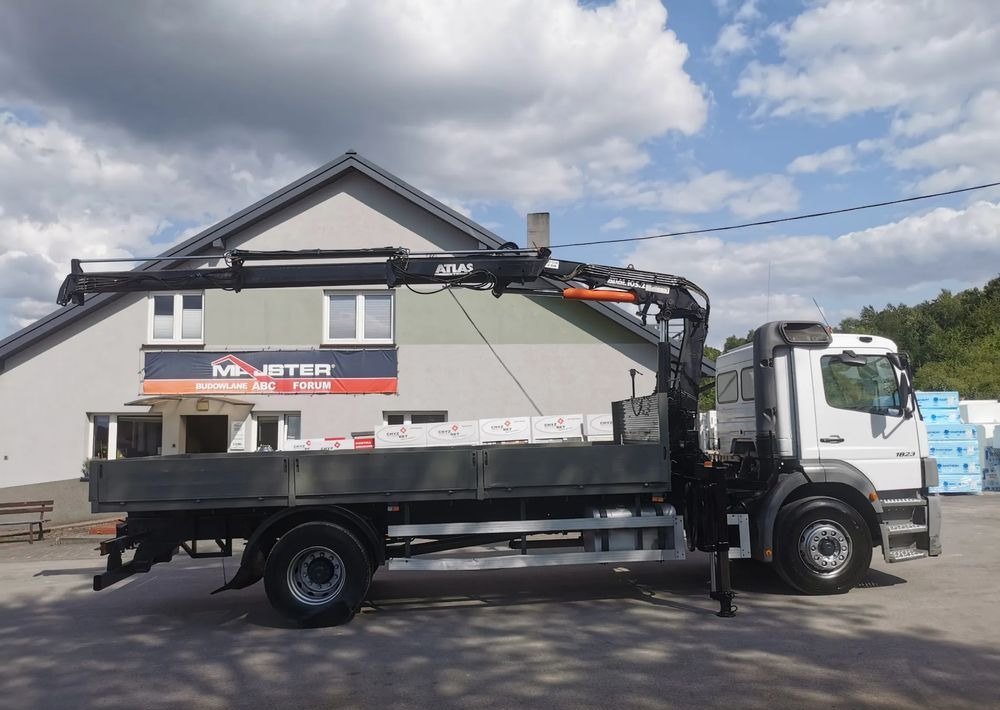 Mercedes-Benz Atego 1823 żuraw HDS Atlas 105.2 koła 315/80R22,5 - Camión caja abierta, Camión grúa: foto 3 Mercedes-Benz Atego 1823 żuraw HDS Atlas 105.2 koła 315/80R22,5 - Camión caja abierta, Camión grúa: foto 3