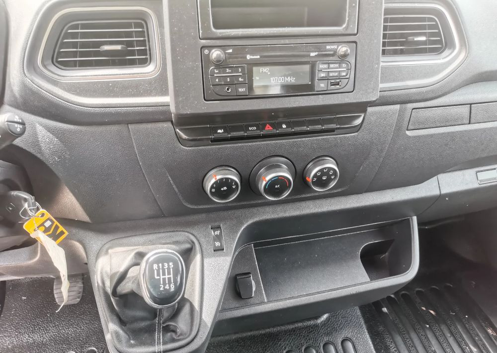 Leasing financiero de  Renault Master 2.3dCi-130KM Brygadówka wywrotka 48.800km przebieg kiper doka Dubel klimatyzacja leasing Renault Master 2.3dCi-130KM Brygadówka wywrotka 48.800km przebieg kiper doka Dubel klimatyzacja: foto 12