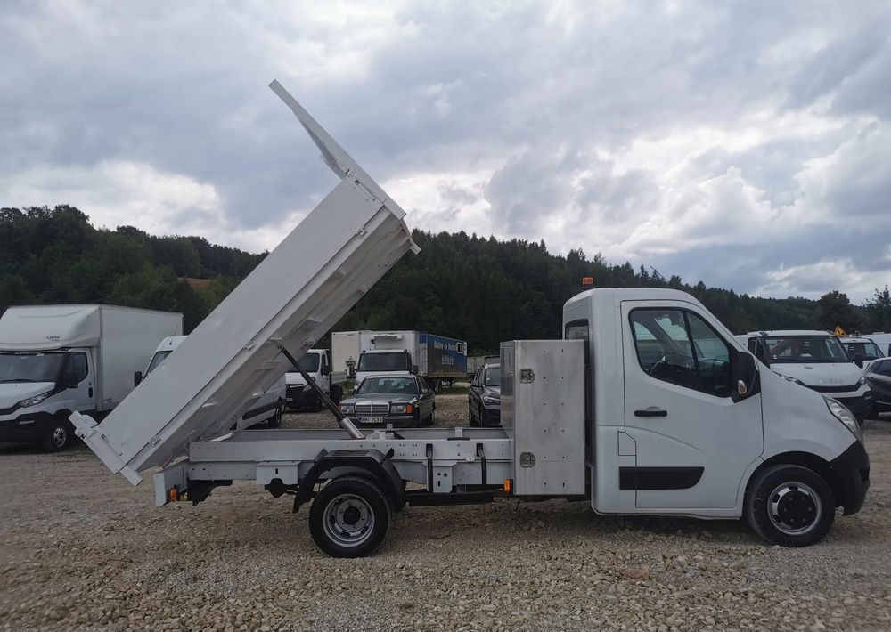 Renault Master Kiper wywrotka 2.3-145KM Hak Bliźniak klimatyzacja Kamera cofania - Volquete furgoneta: foto 2 Renault Master Kiper wywrotka 2.3-145KM Hak Bliźniak klimatyzacja Kamera cofania - Volquete furgoneta: foto 2