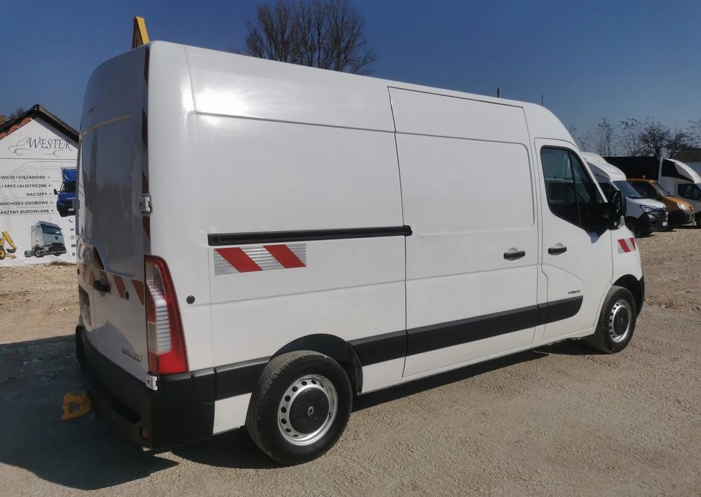 Renault Master L2H2 ładny 2.3dCi-125KM 6-biegów Hak - Furgón: foto 3 Renault Master L2H2 ładny 2.3dCi-125KM 6-biegów Hak - Furgón: foto 3