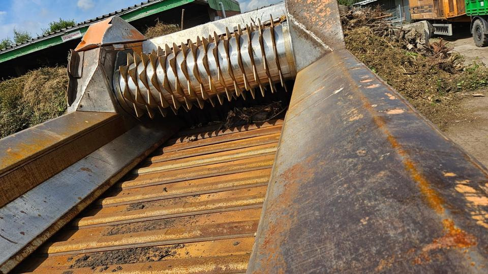 Doppstadt Ak 510 Bj 2014 mit nur 5.250 BH - Trituradora de residuos: foto 2 Doppstadt Ak 510 Bj 2014 mit nur 5.250 BH - Trituradora de residuos: foto 2