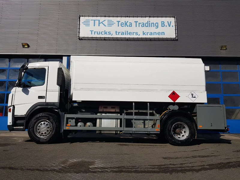 Volvo FM 9.340 Petrol, Diesel 17000 Ltr. 3 Compartementen - Cisterna camión: foto 3 Volvo FM 9.340 Petrol, Diesel 17000 Ltr. 3 Compartementen - Cisterna camión: foto 3