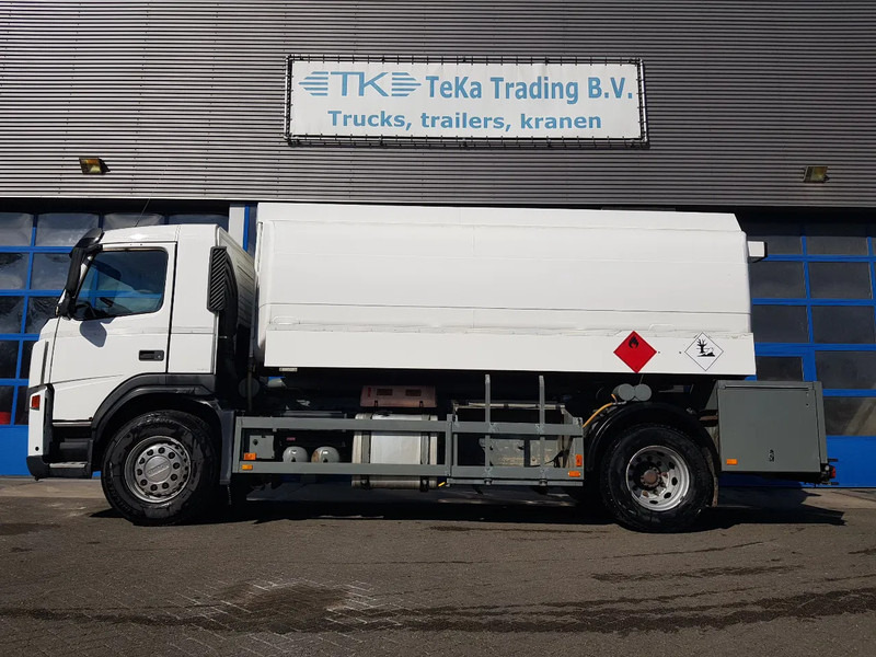 Volvo FM 9.340 Petrol, Diesel 17000 Ltr. 3 Compartementen - Cisterna camión: foto 3 Volvo FM 9.340 Petrol, Diesel 17000 Ltr. 3 Compartementen - Cisterna camión: foto 3