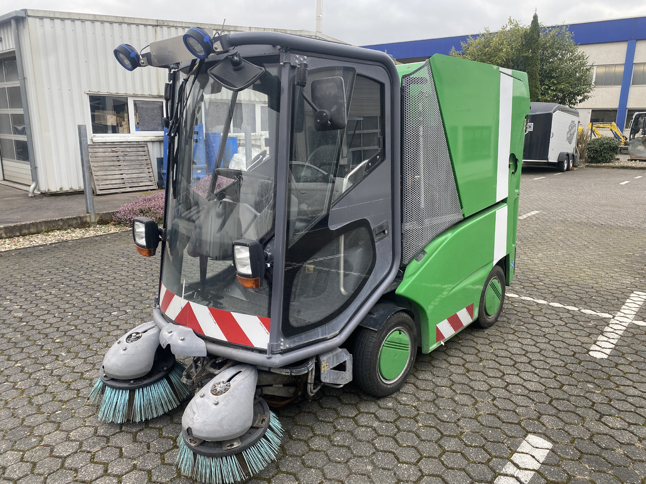 TENNANT Green Machines 500 ZE electric 500 ZE - Barredora vial: foto 1 TENNANT Green Machines 500 ZE electric 500 ZE - Barredora vial: foto 1