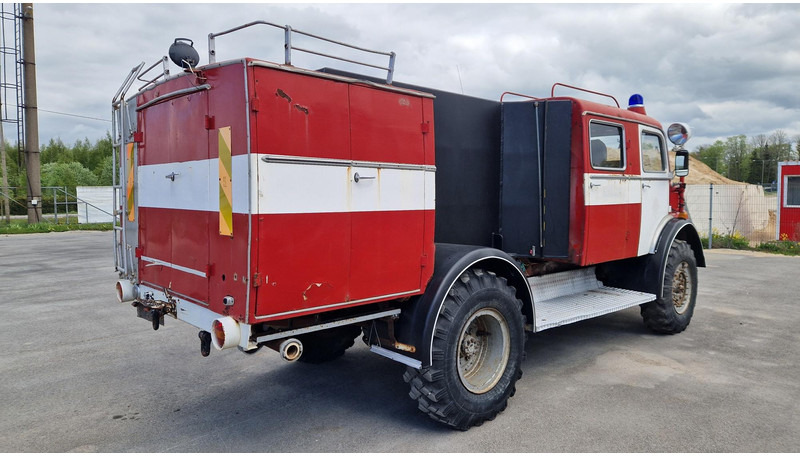 Mercedes-Benz 1113 4X4 new tank - Camión de bomberos: foto 3 Mercedes-Benz 1113 4X4 new tank - Camión de bomberos: foto 3