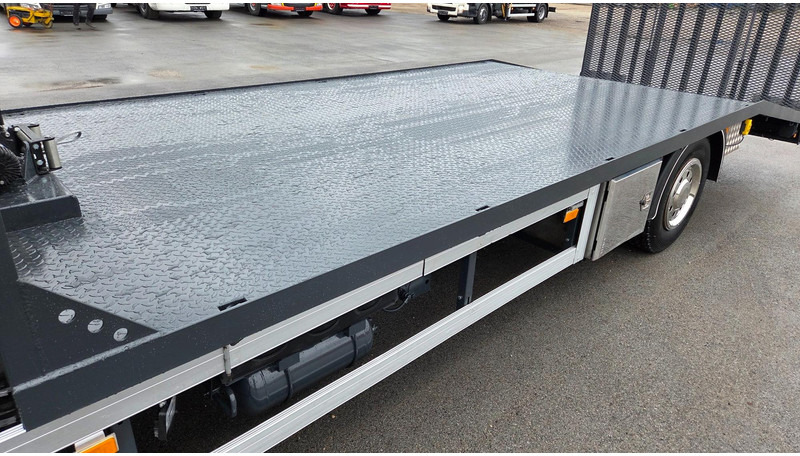 Volvo FL250 4X2 - Portavehículos camión: foto 5 Volvo FL250 4X2 - Portavehículos camión: foto 5