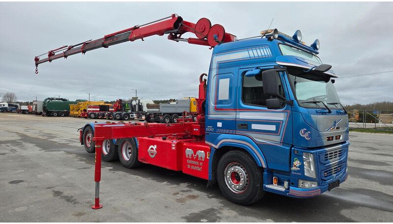 Volvo FM500 8X4*4 HMF 2620K5 - Multibasculante camión, Camión grúa: foto 2 Volvo FM500 8X4*4 HMF 2620K5 - Multibasculante camión, Camión grúa: foto 2