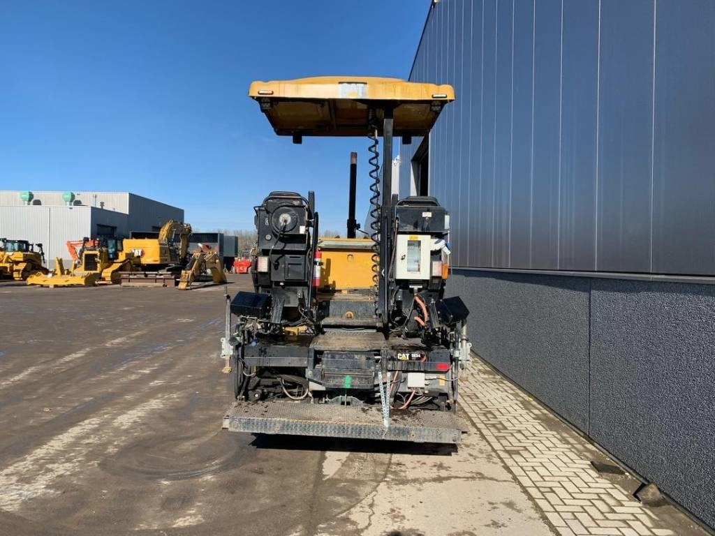CAT AP355F - Pavimentadora de asfalto: foto 4 CAT AP355F - Pavimentadora de asfalto: foto 4