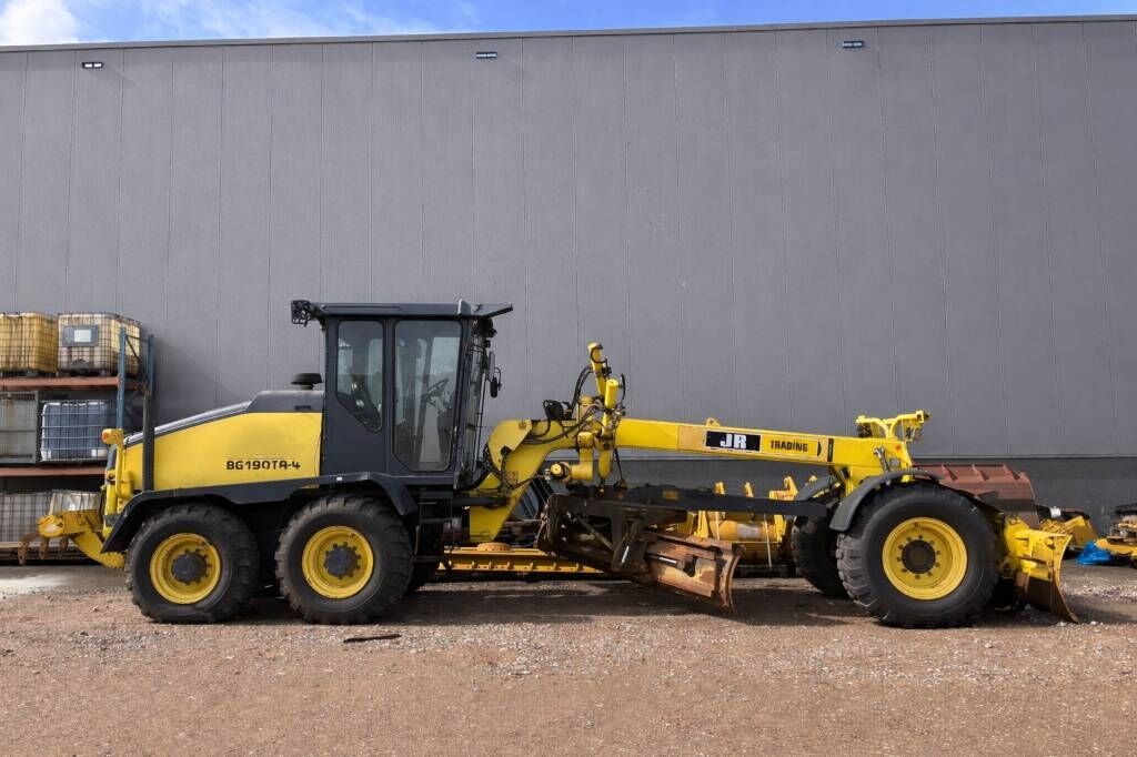 HBM BG 190 TA-4 (Coming Soon) - Grader: foto 1 HBM BG 190 TA-4 (Coming Soon) - Grader: foto 1