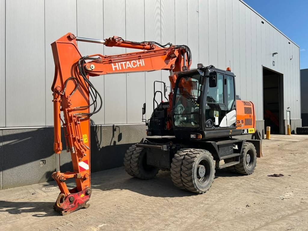 Hitachi ZX 140 W-5B - Excavadora de ruedas: foto 2 Hitachi ZX 140 W-5B - Excavadora de ruedas: foto 2