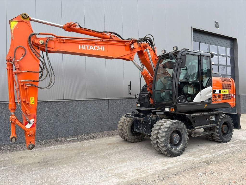 Hitachi ZX 140 W-5B  - Excavadora de ruedas: foto 2 Hitachi ZX 140 W-5B  - Excavadora de ruedas: foto 2