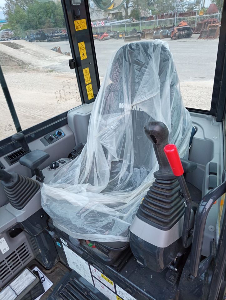 KOMATSU PC35MR-5 - Miniexcavadora: foto 4 KOMATSU PC35MR-5 - Miniexcavadora: foto 4