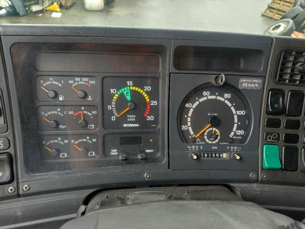 Scania R164 6x2 vetoauto,täysilma,manuaali - Cabeza tractora: foto 3 Scania R164 6x2 vetoauto,täysilma,manuaali - Cabeza tractora: foto 3