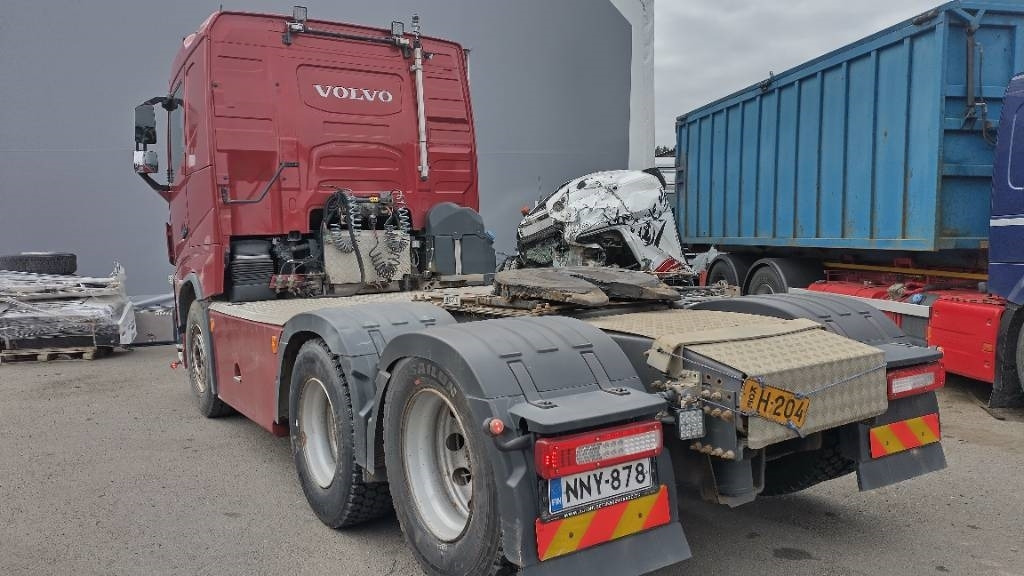 Volvo FH13 6x4 nouseva teliveto, HYDR!! - Cabeza tractora: foto 5 Volvo FH13 6x4 nouseva teliveto, HYDR!! - Cabeza tractora: foto 5