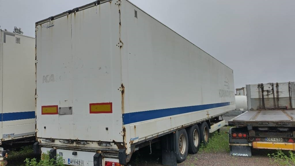 Krone Umpiputki, vahvalla katolla - Caja cerrada semirremolque: foto 1 Krone Umpiputki, vahvalla katolla - Caja cerrada semirremolque: foto 1