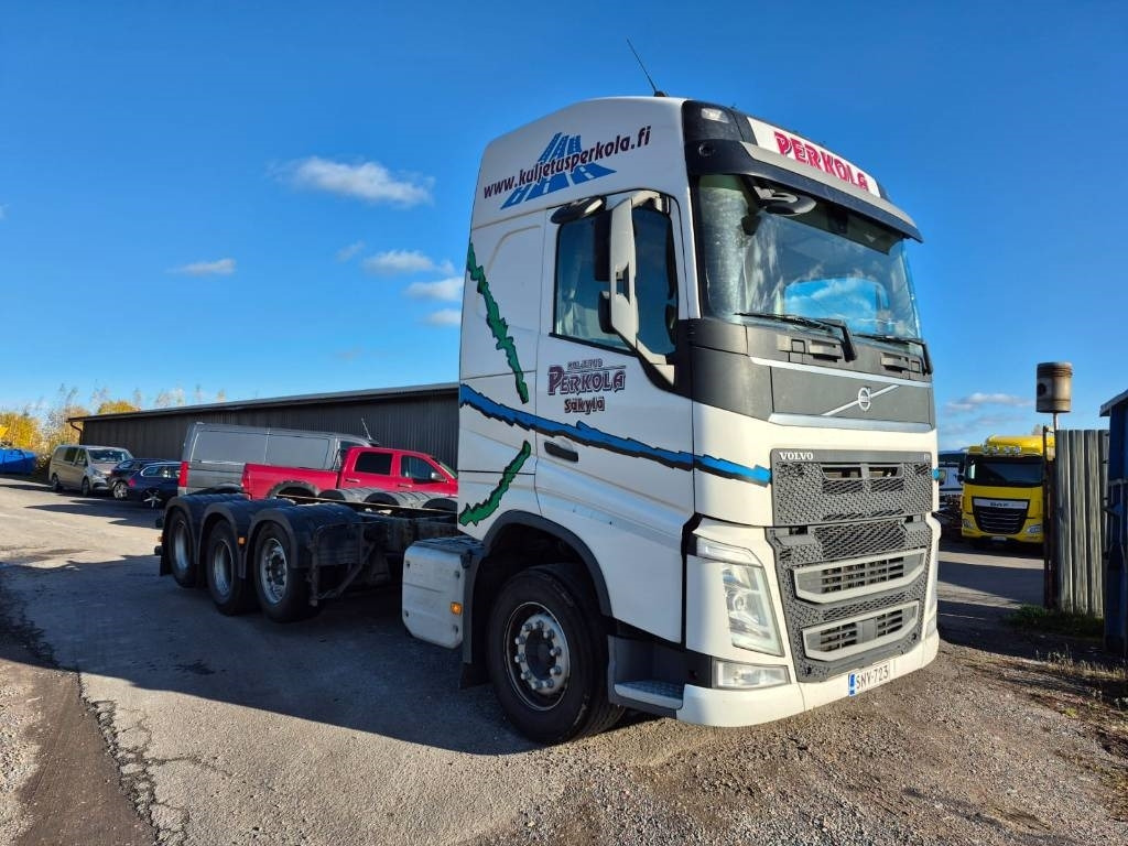 Volvo FH500 8x2 alusta - Chasis camión: foto 2 Volvo FH500 8x2 alusta - Chasis camión: foto 2