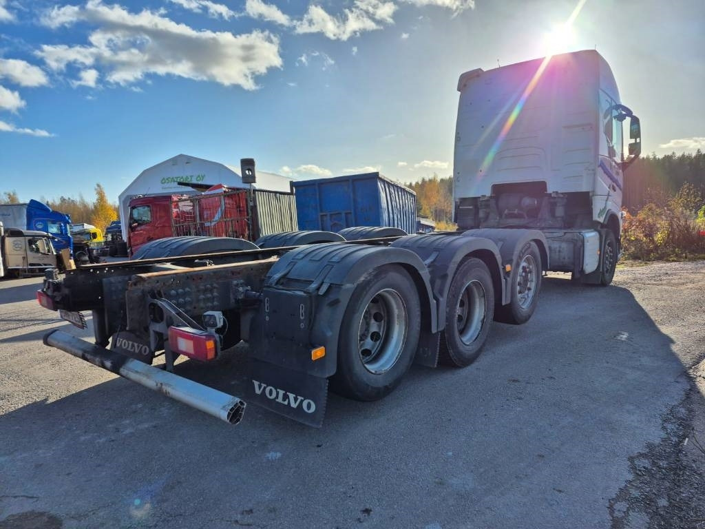 Volvo FH500 8x2 alusta - Chasis camión: foto 3 Volvo FH500 8x2 alusta - Chasis camión: foto 3